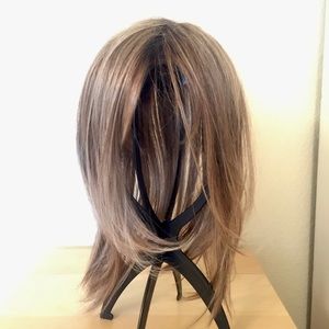 Raquel Welch Top Billing topper shaded cappuccino